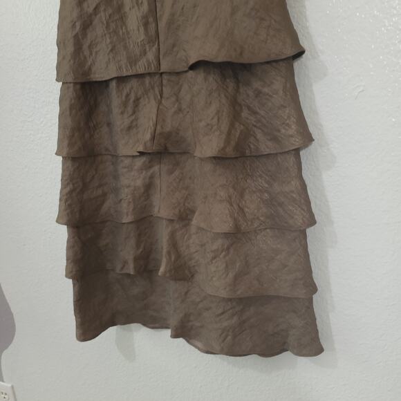 R&M Collection Dress Womens Size 10P Taupe Bronze Tiered Empire Waist Short - Picture 13 of 13